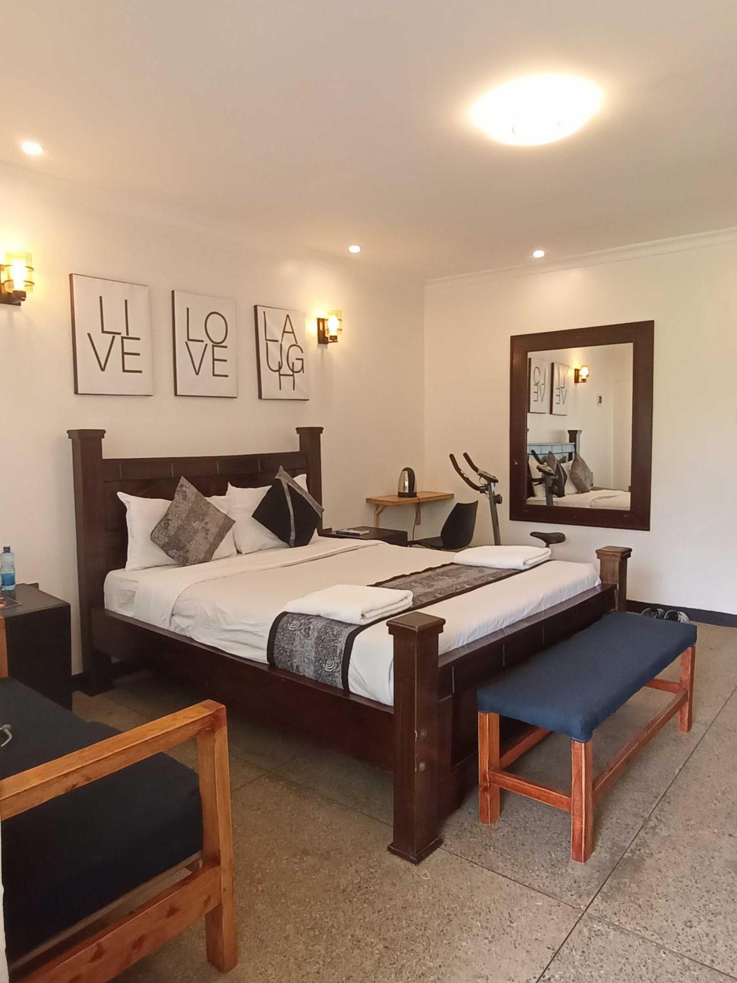 Riverside Villas Nanyuki Bagian luar foto
